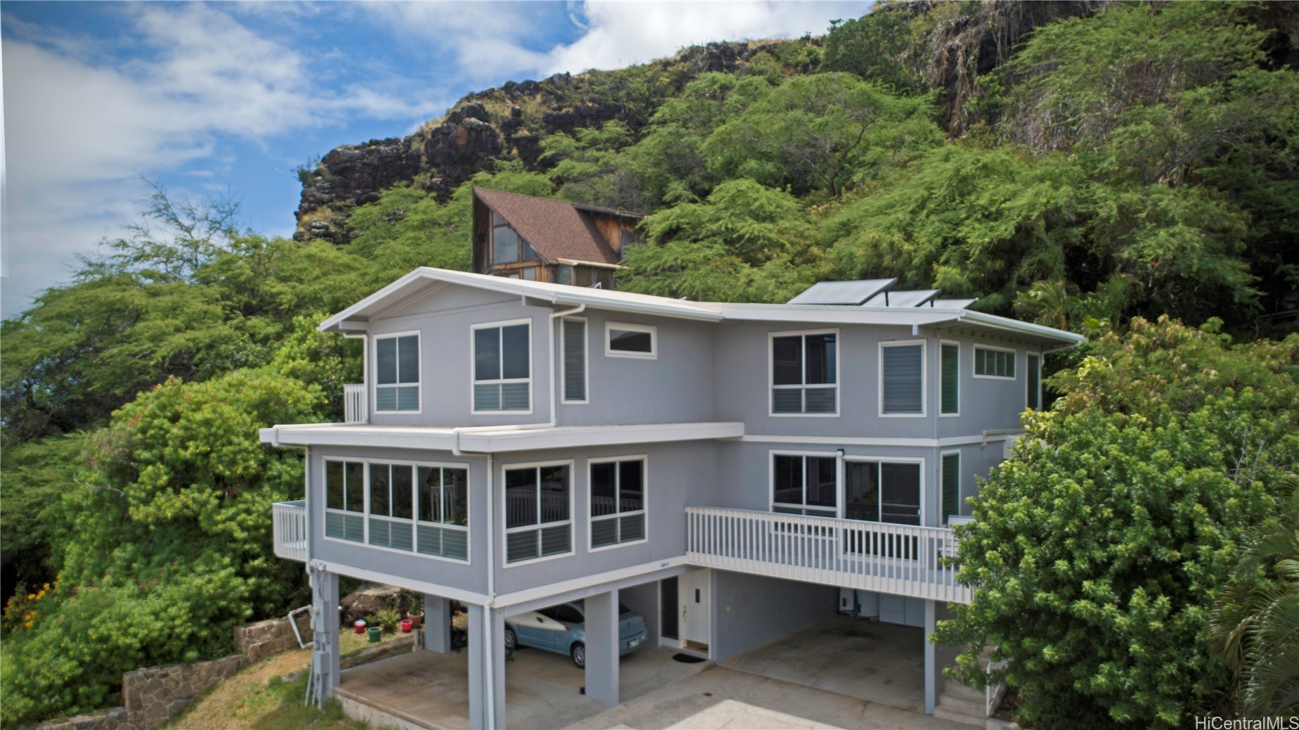 5864 Kalanianaole Highway B — photo