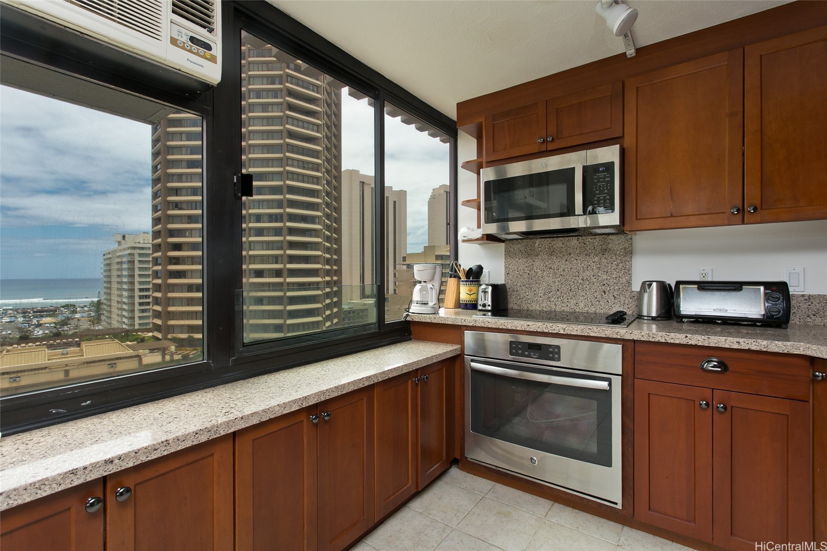 343 Hobron Lane 1603 — photo