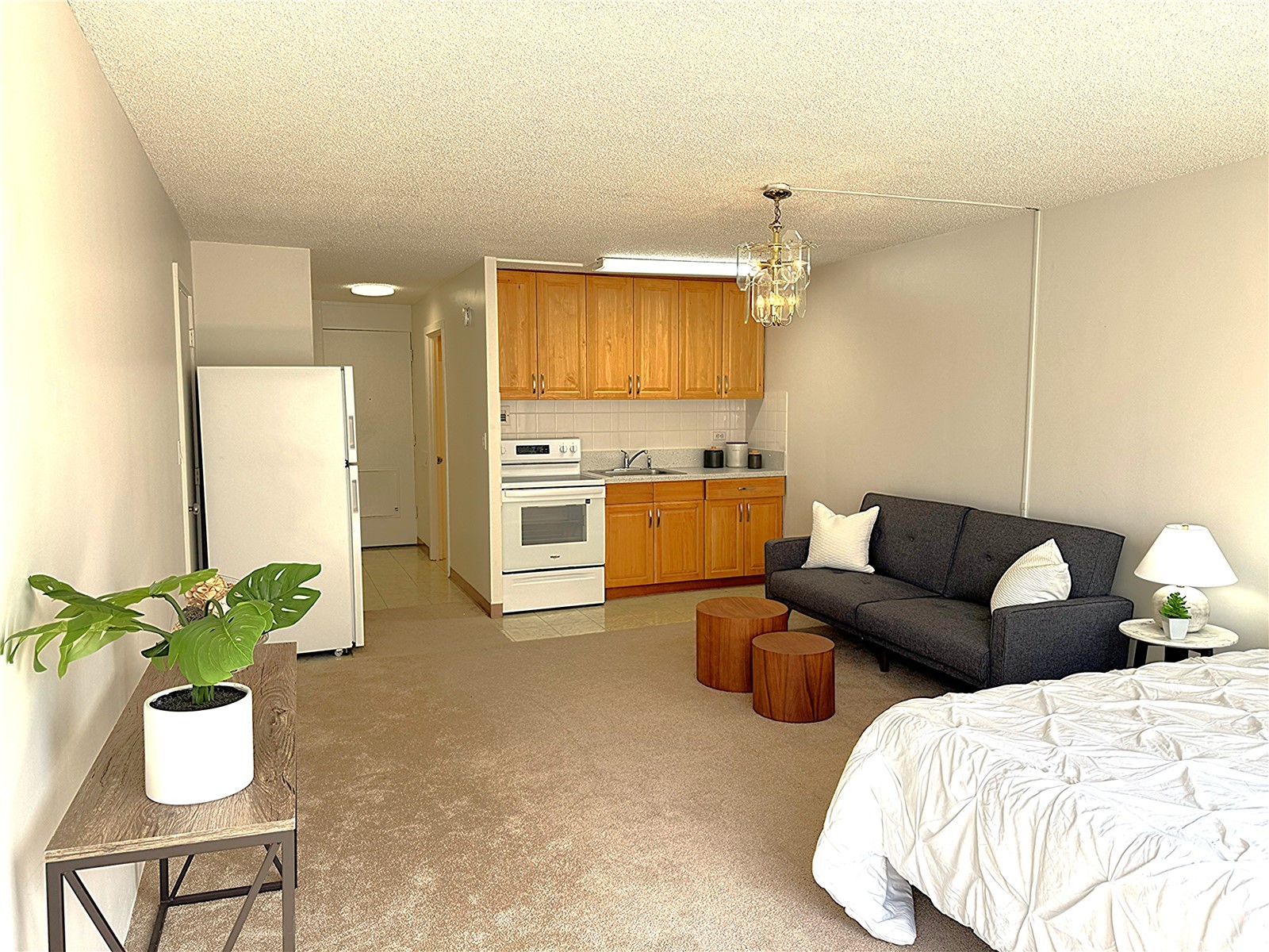747 Amana Street 1014 — photo