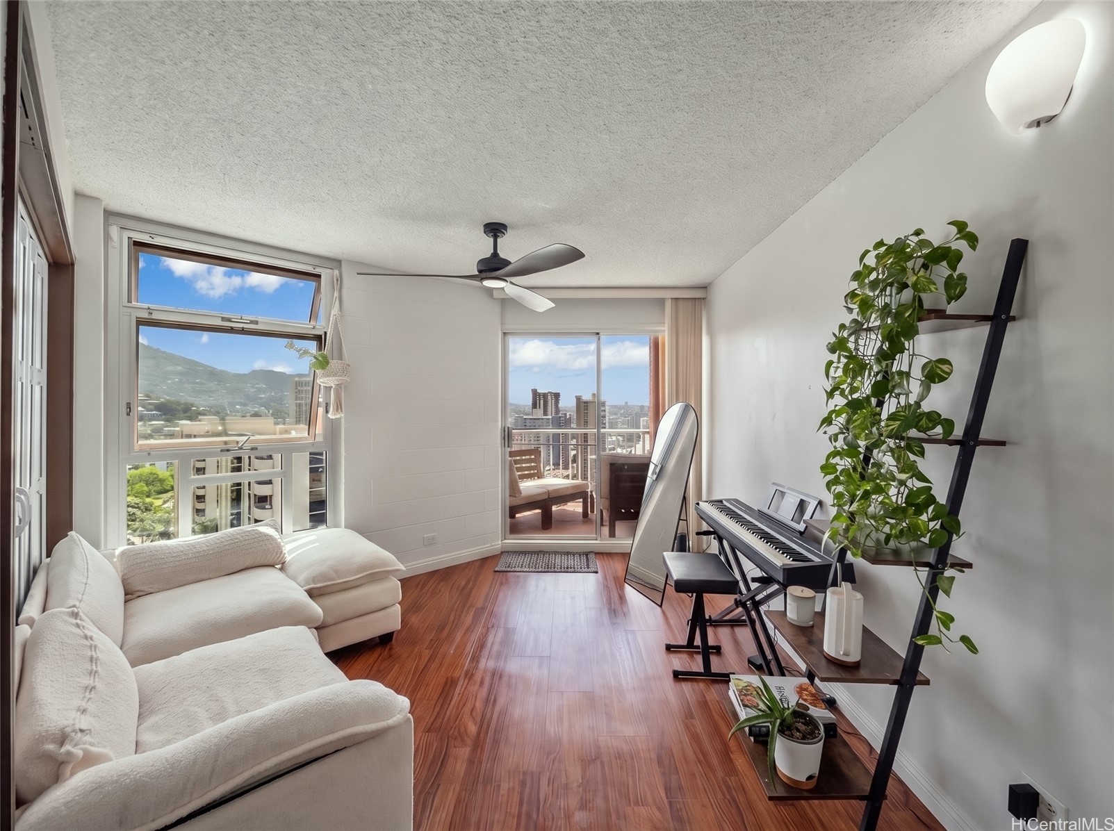 1031 Maunaihi Place 801 — photo