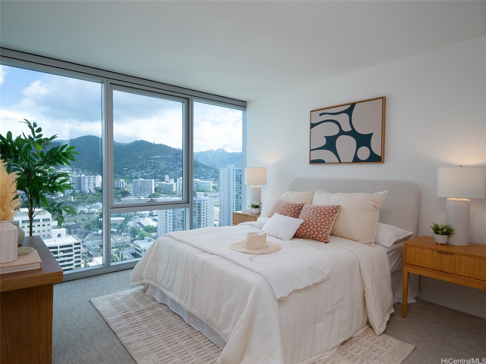 1515 Liona Street 2718 — photo