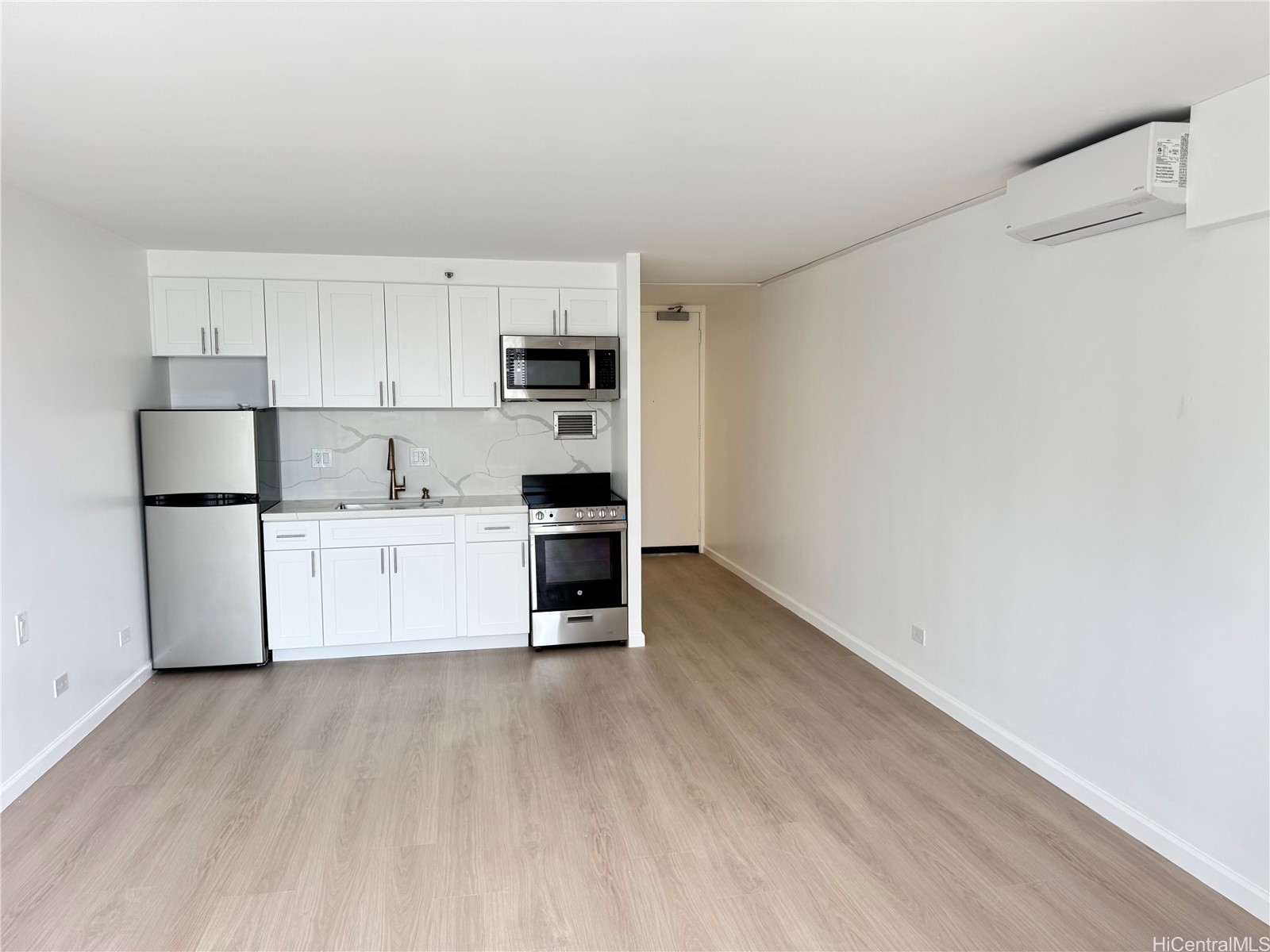 364 Seaside Avenue 812 — photo