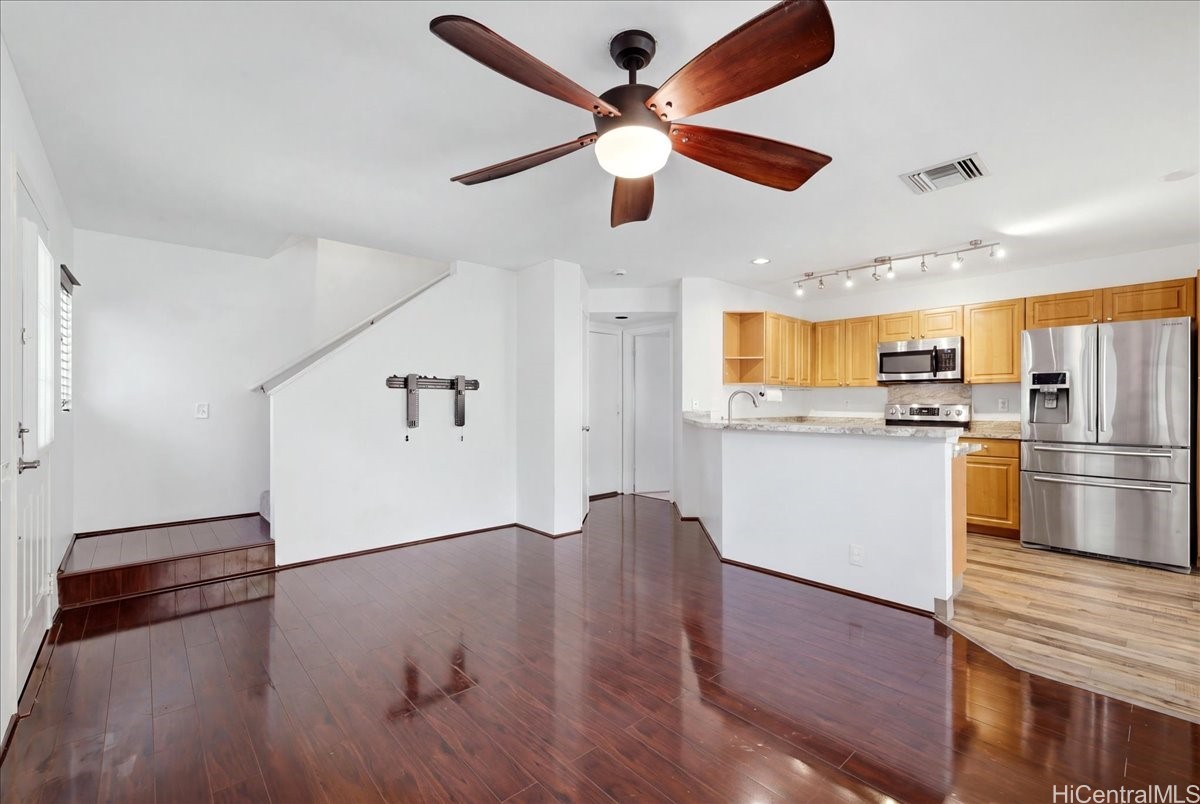 91-514 Makalea Street 140 — photo