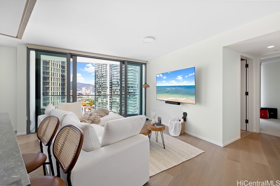 1000 Auahi Street 2210 — photo
