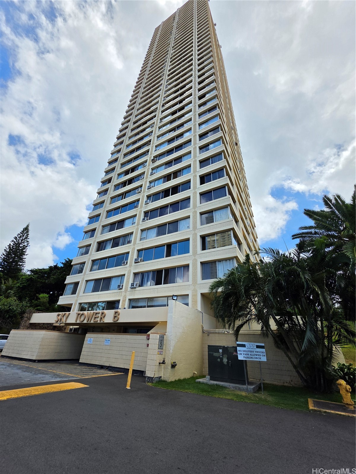 1060 Kamehameha Highway 2308B — photo