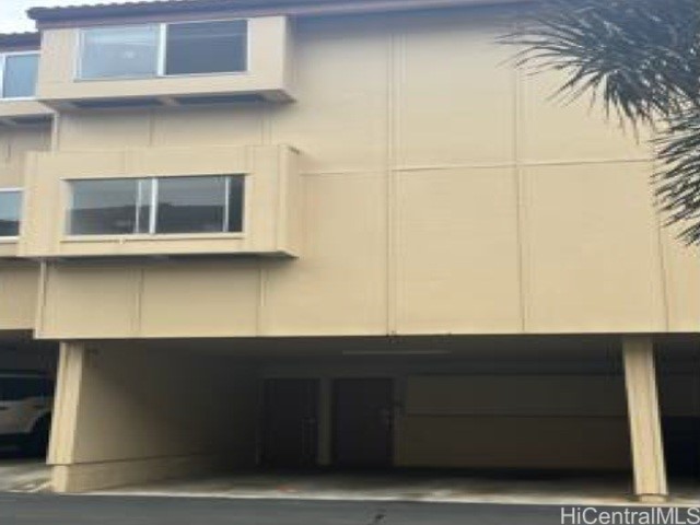46-78 Emepela Place K104 — photo