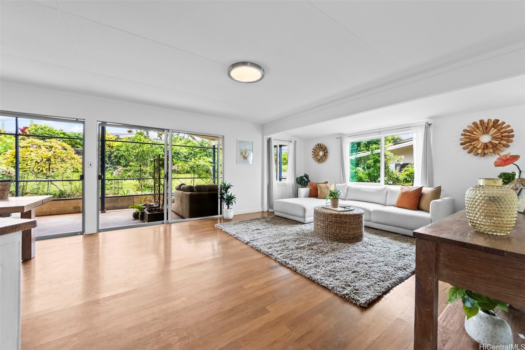 614 Ululani Street — photo