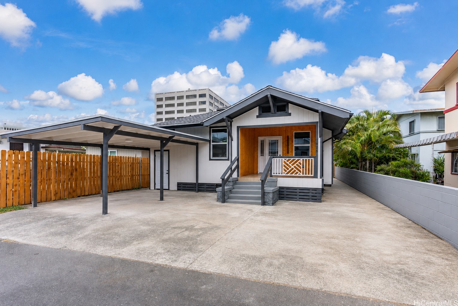 1825-B Liliha Street — photo