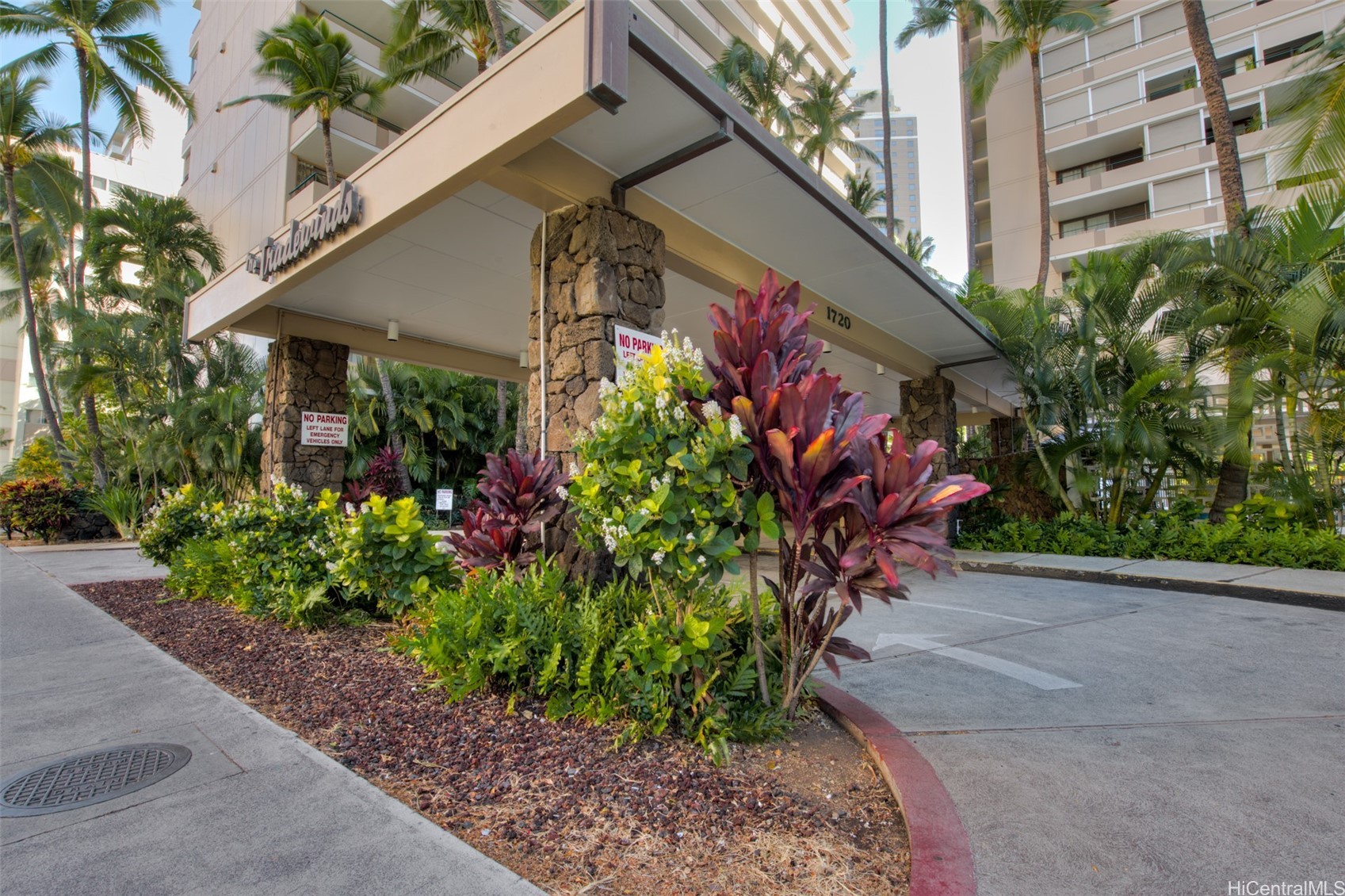1720 Ala Moana Boulevard 608B — photo