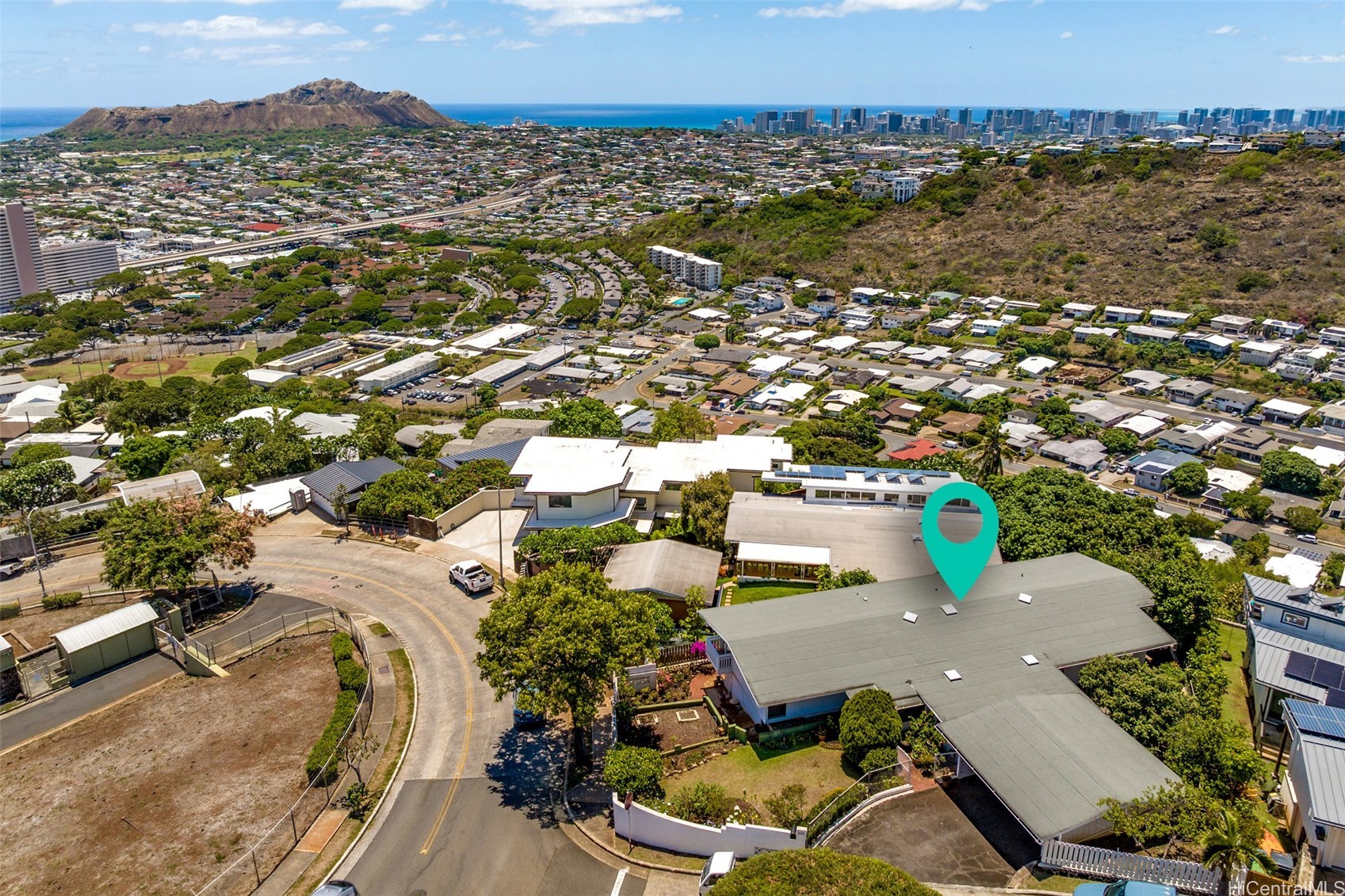 1688 Halekoa Drive — photo