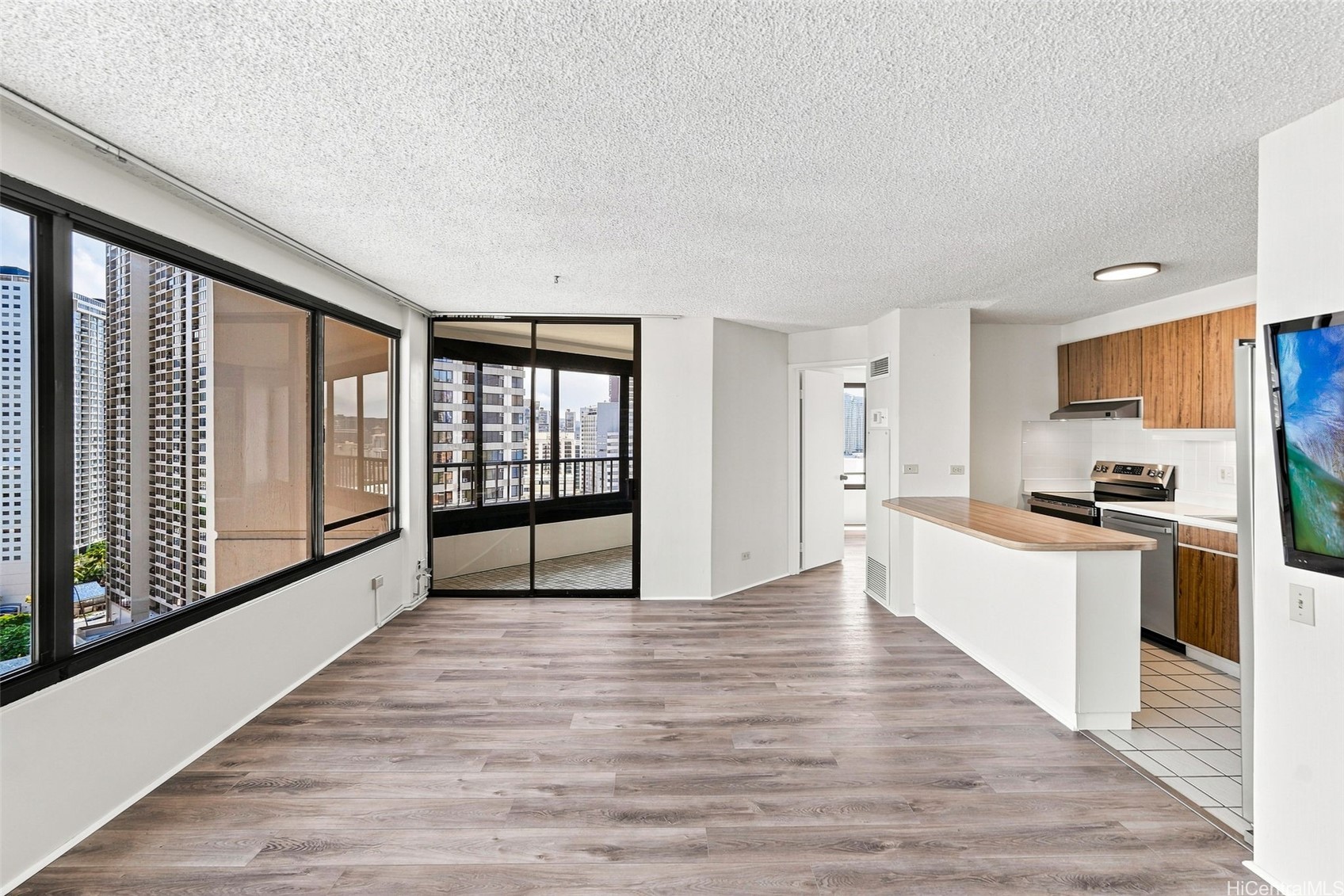 1778 Ala Moana Boulevard 2206 — photo