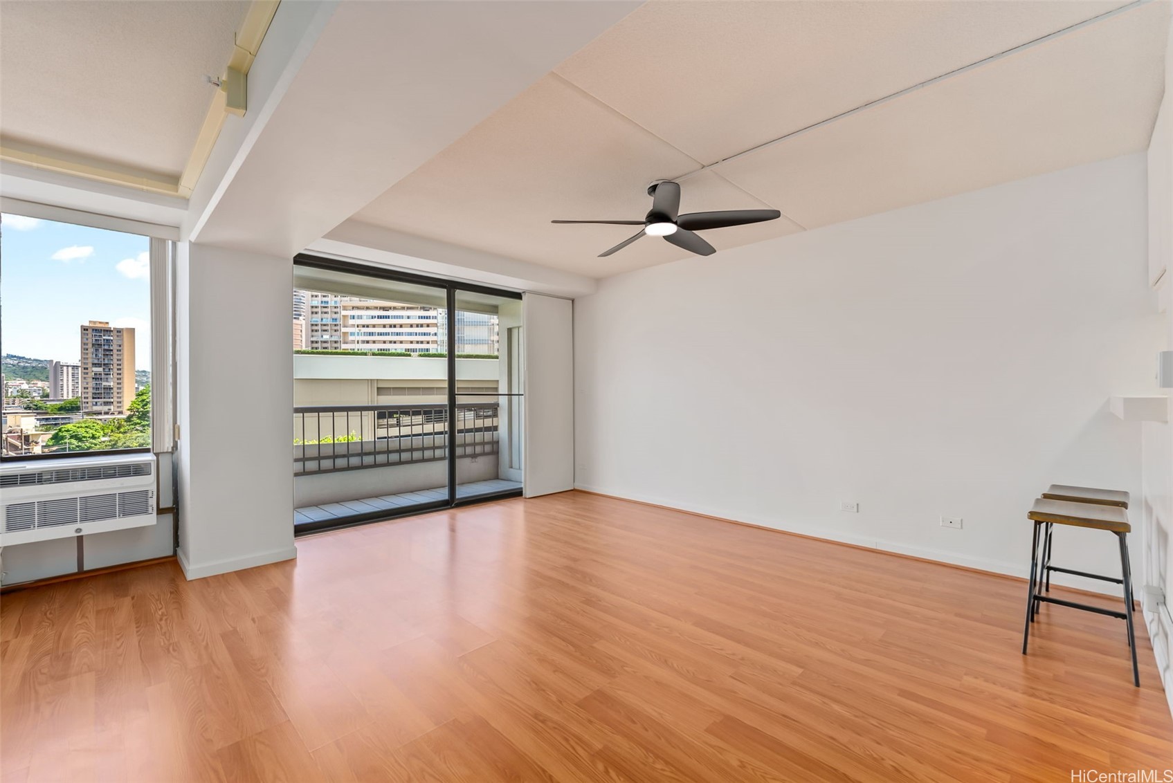 2333 Kapiolani Boulevard Unit 604 — photo