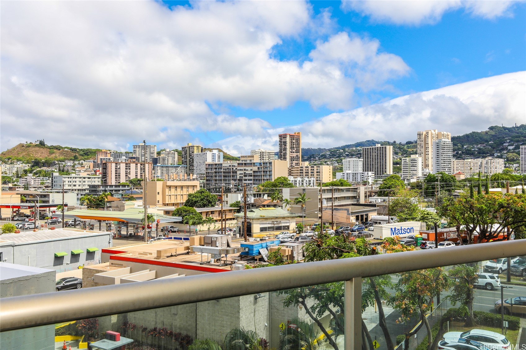 Home in Honolulu, HI 96814 — photo 2