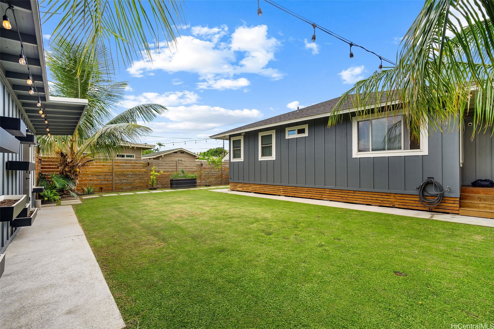 427 Kawainui Street Unit B — photo