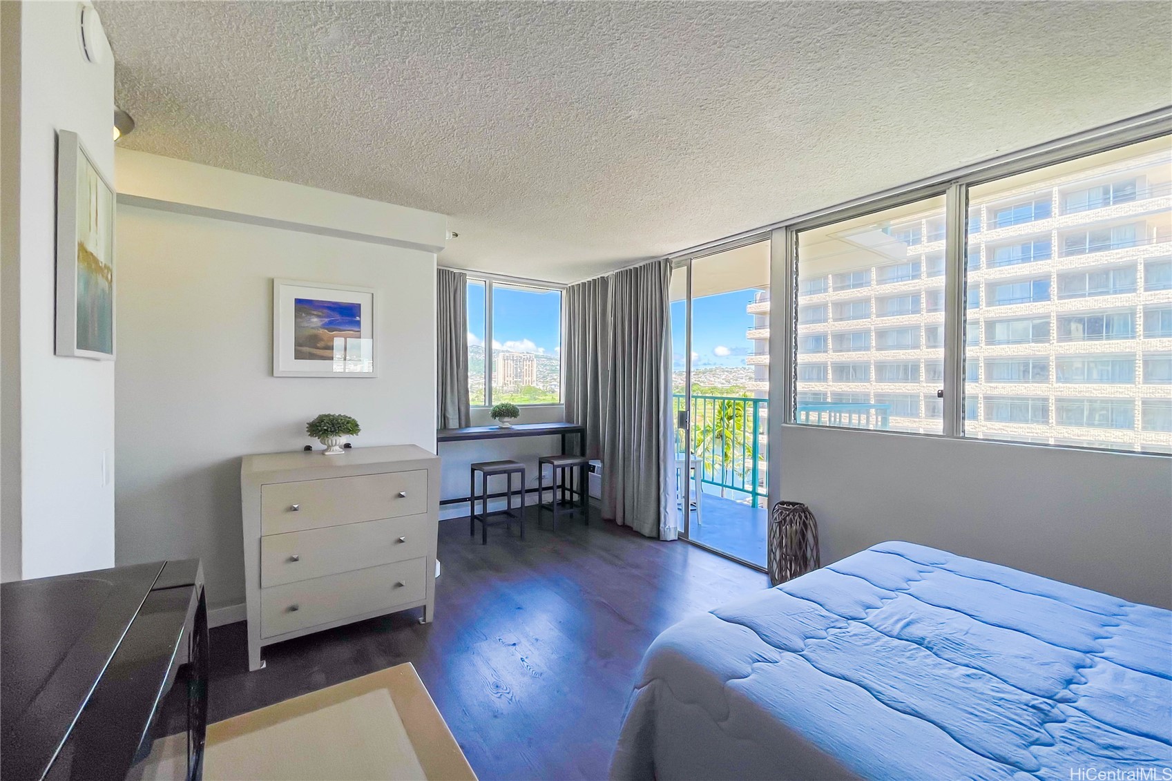 444 Kanekapolei Street 810 — photo