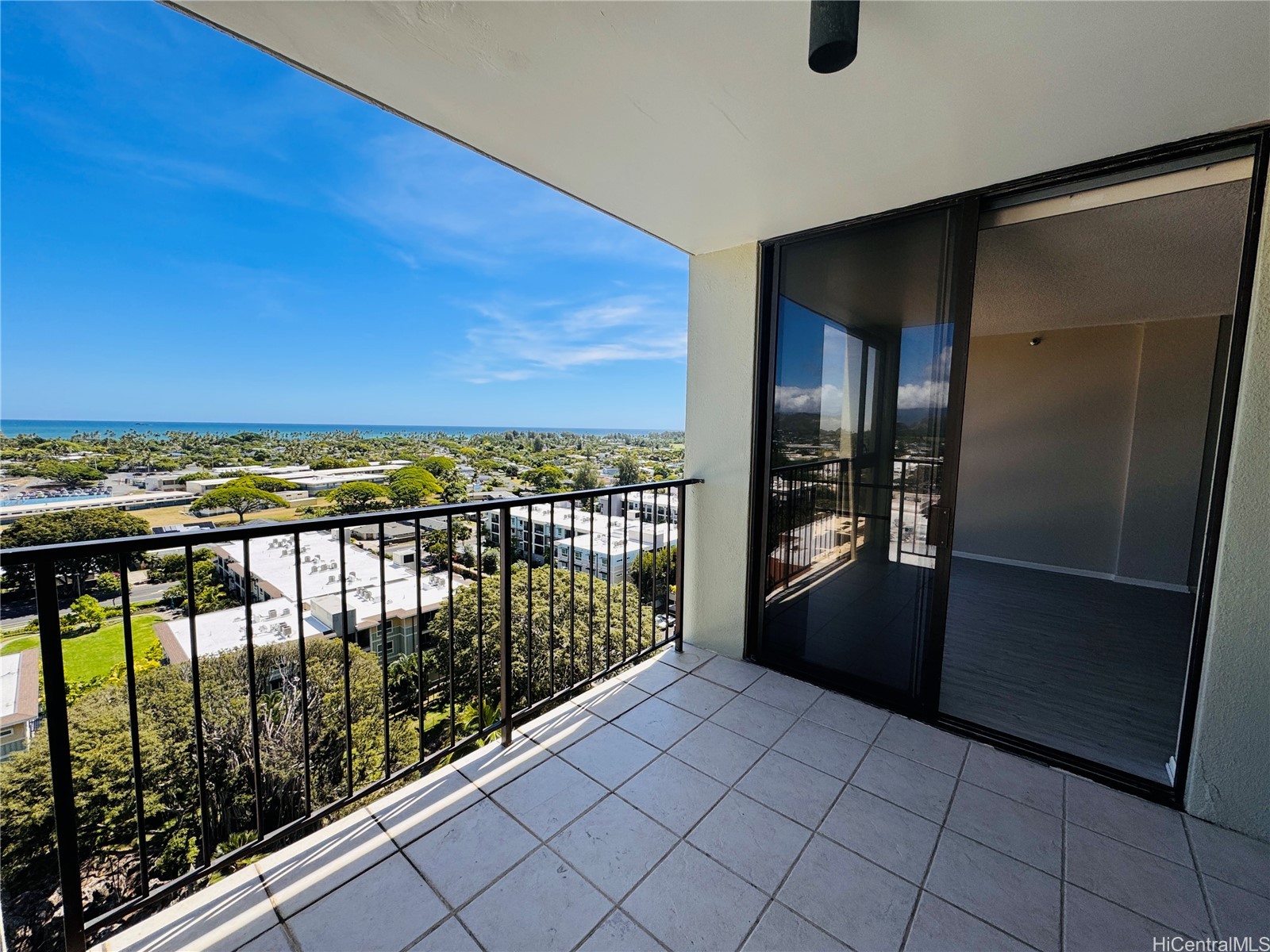 322 Aoloa Street 1407 — photo