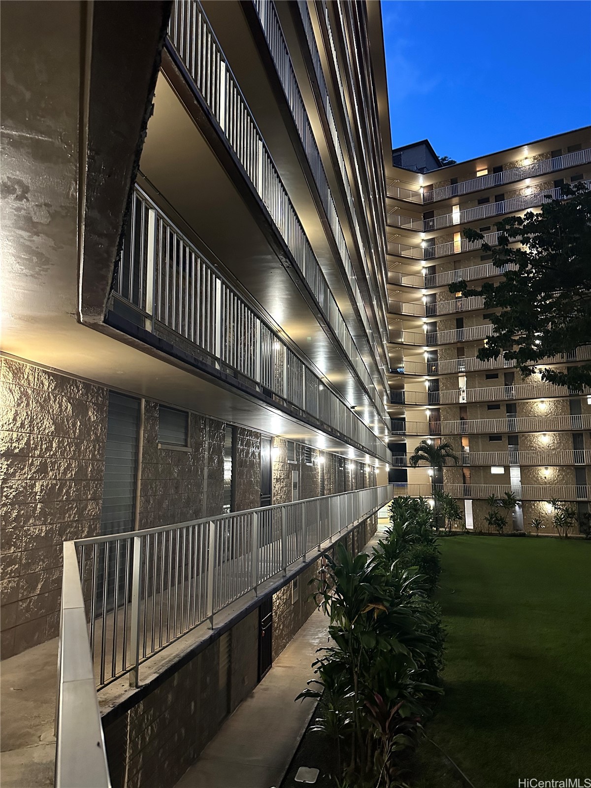 95-227 Waikalani Drive a207 — photo