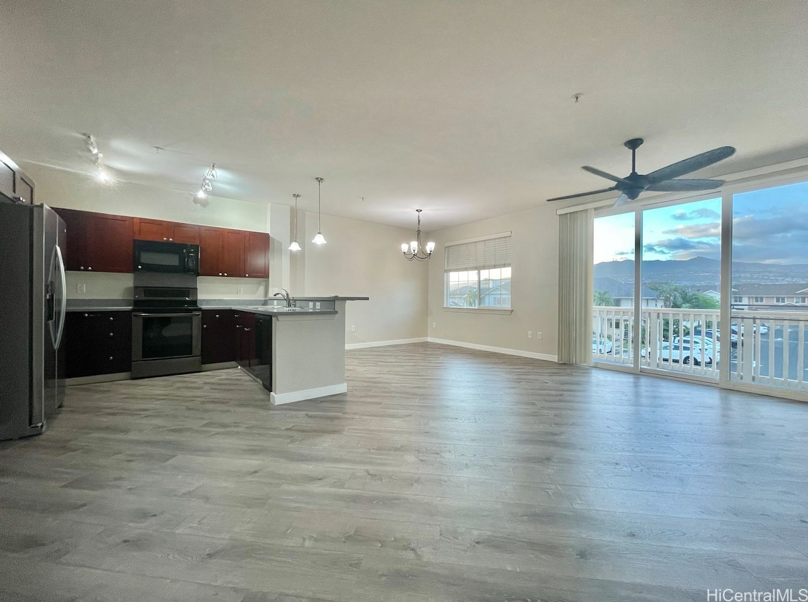 1020 Kakala Street 914 — photo