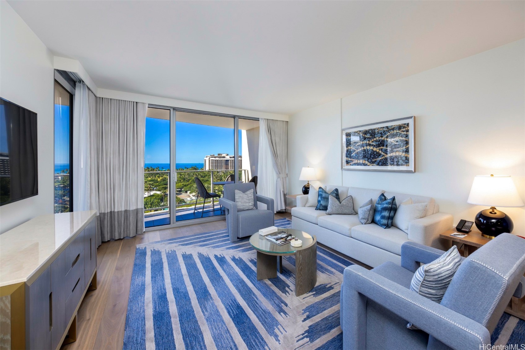 383 Kalaimoku Street 1111 — photo