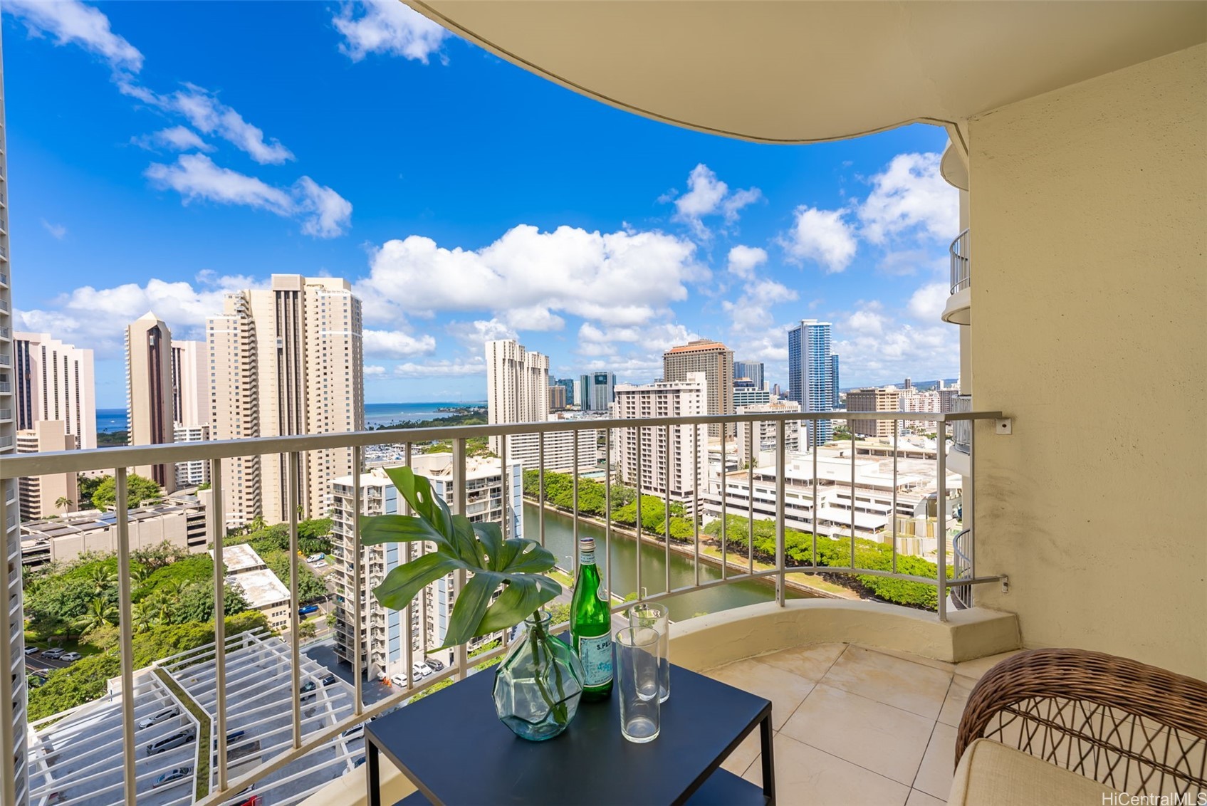 1717 Ala Wai Boulevard 2310 — photo