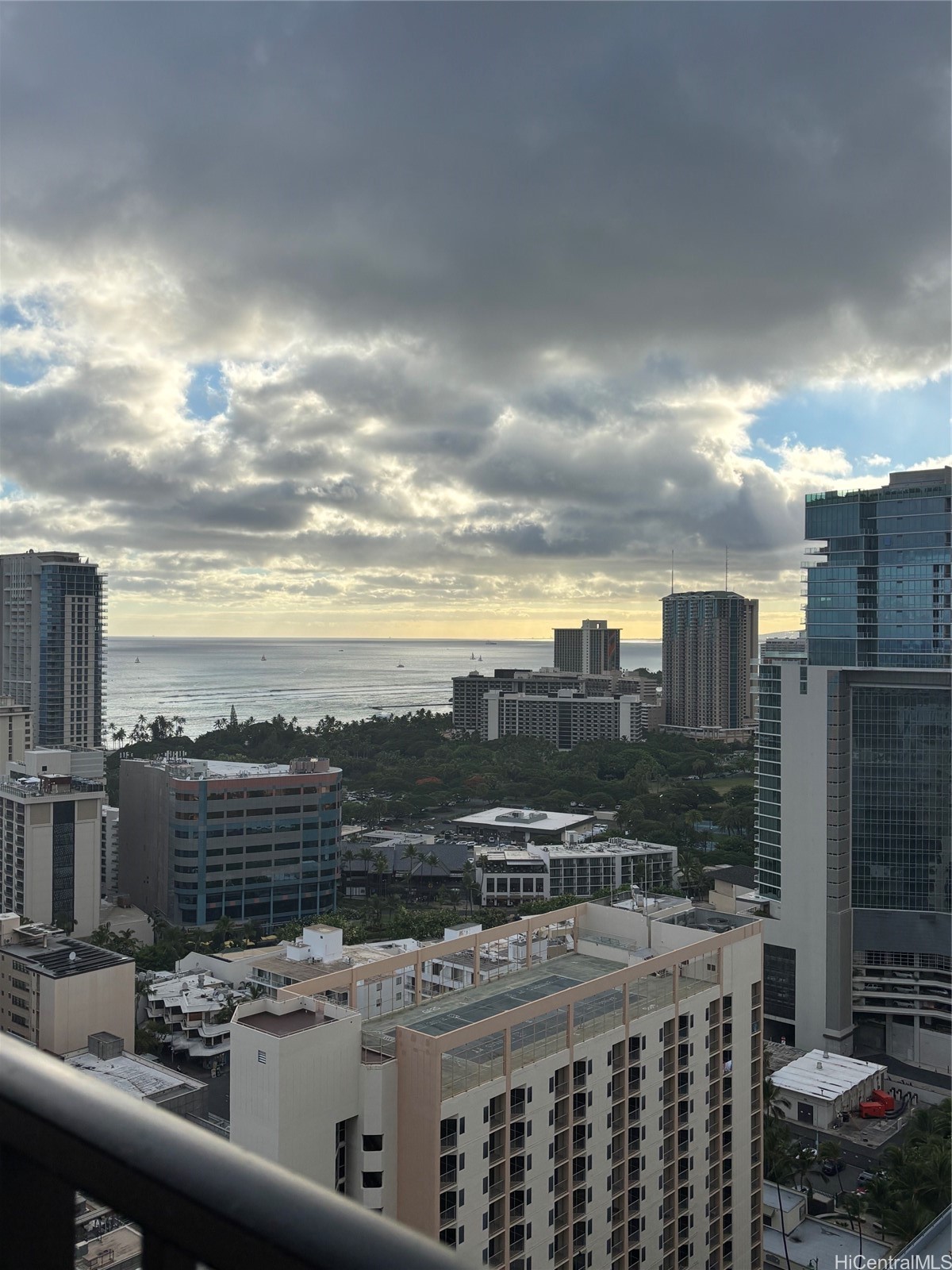 475 Atkinson Drive 1606 — photo
