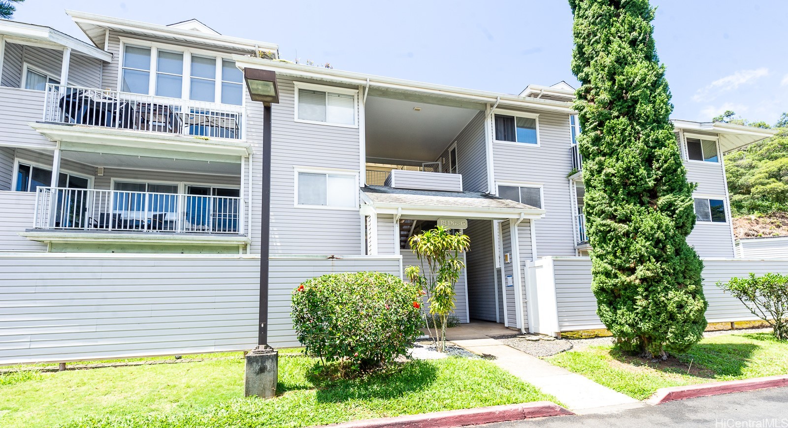95-270 Waikalani Drive G303 — photo
