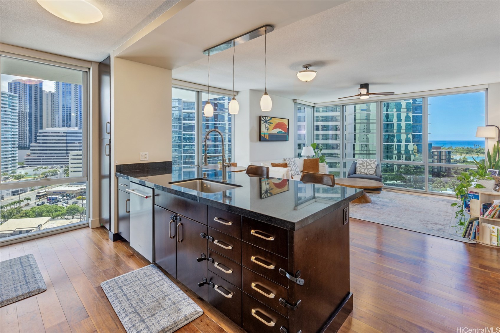 1189 Waimanu Street 1405 — photo