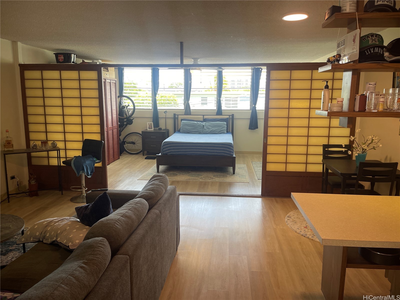 48 Maluniu Avenue 4 — photo