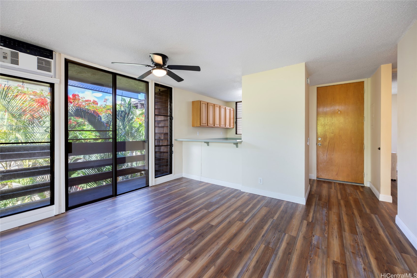 1015 Aoloa Place 313 — photo