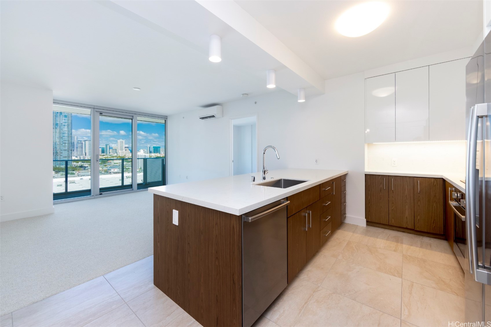 629 Keeaumoku Street 1202 — photo