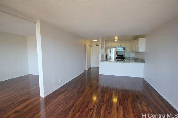 1255 Nuuanu Avenue E3011 — photo