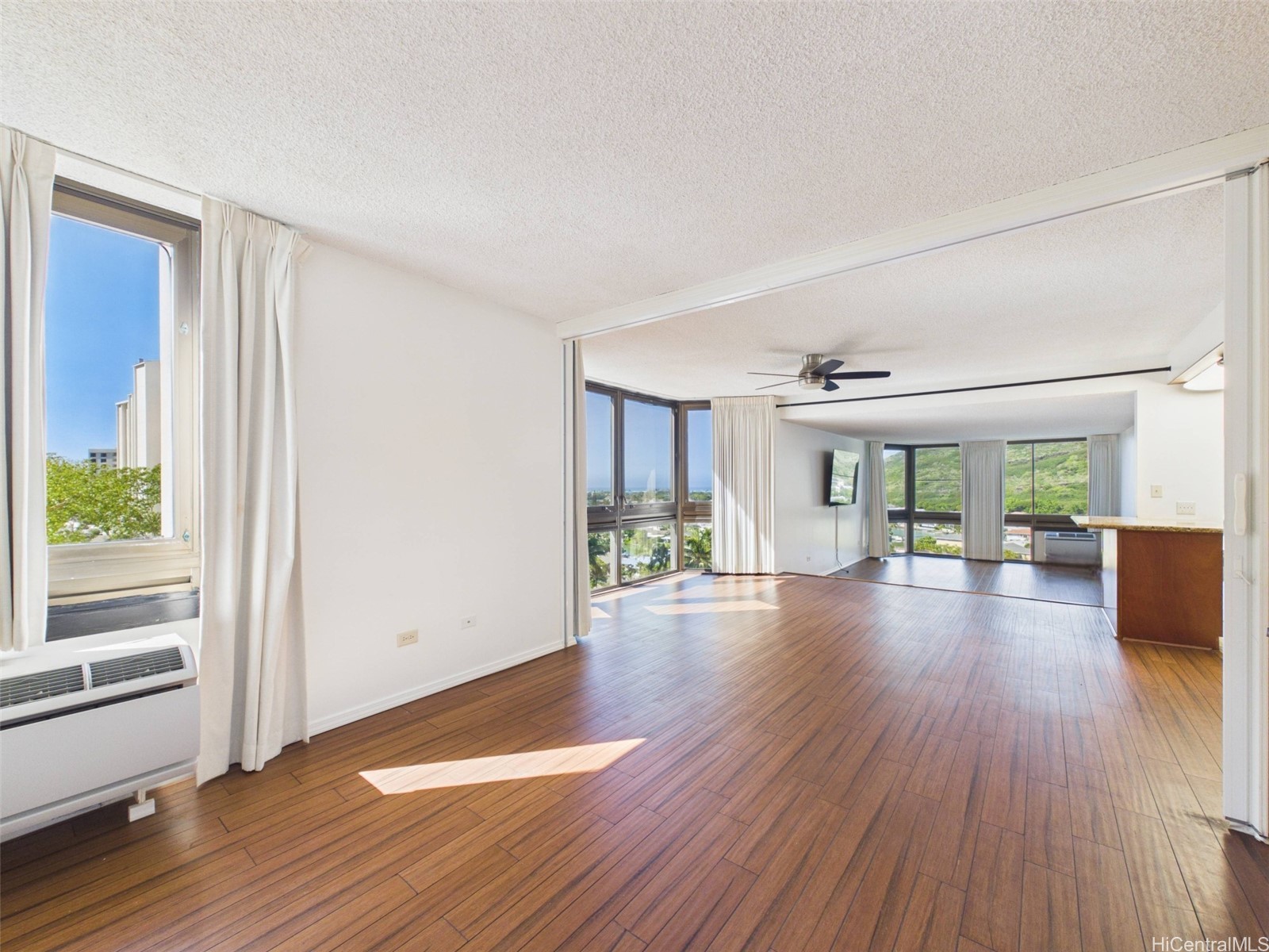 521 Hahaione Street 2/9L — photo