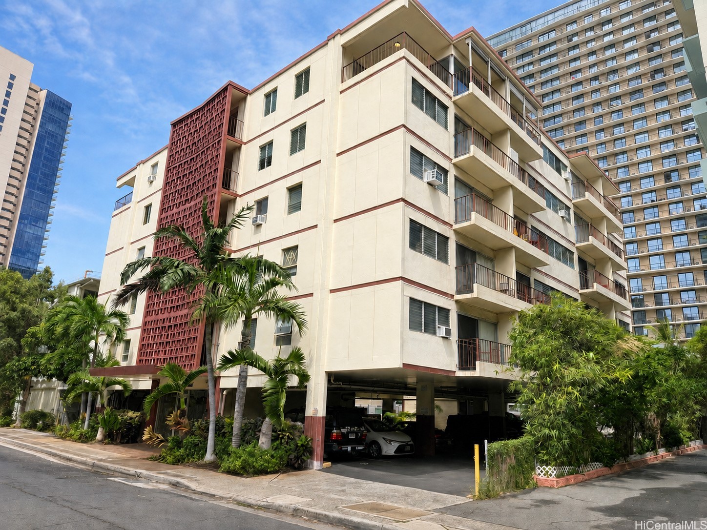 222 Kaiulani Avenue 306 — photo