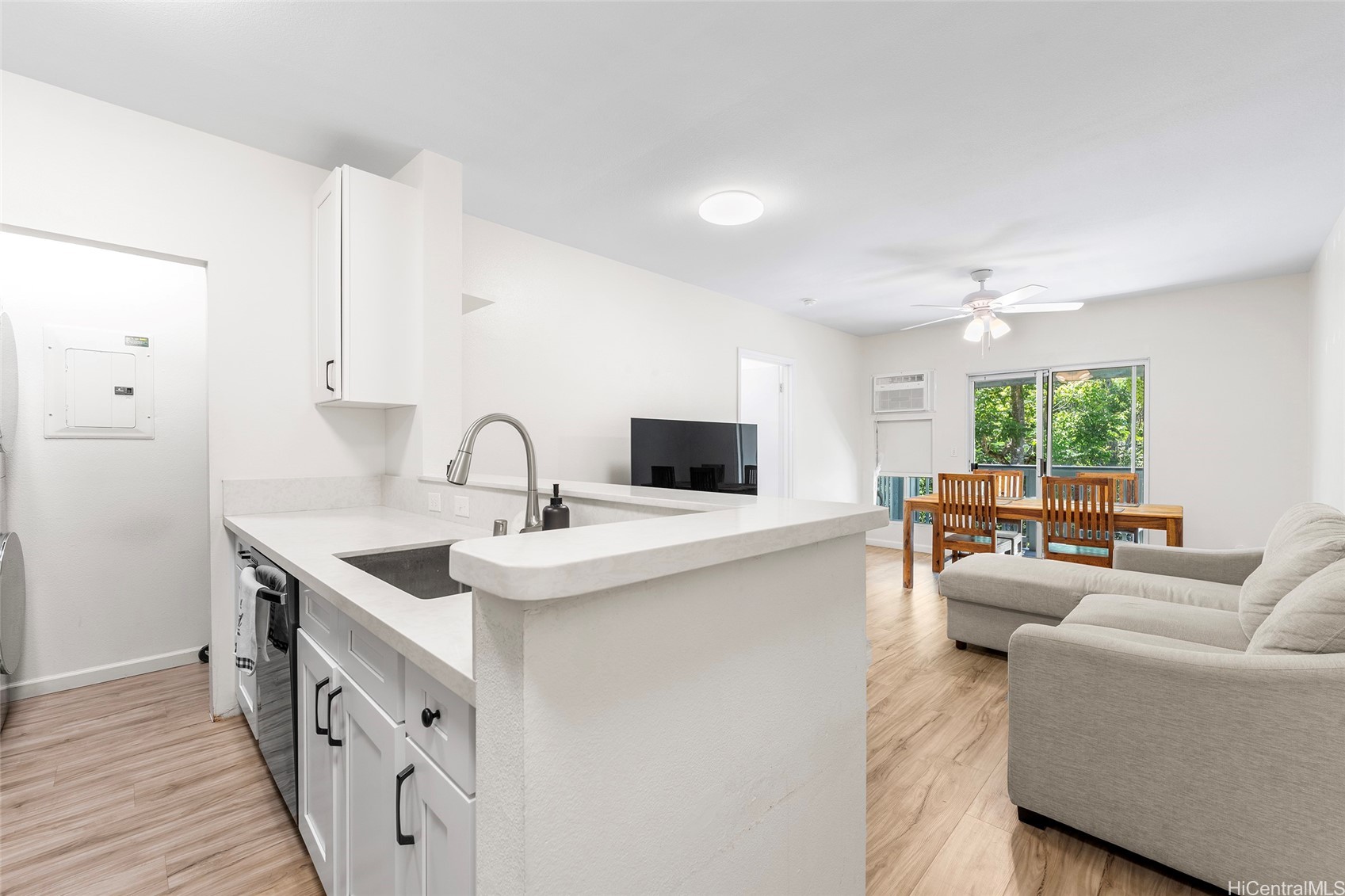 95-797 Wikao Street B201 — photo