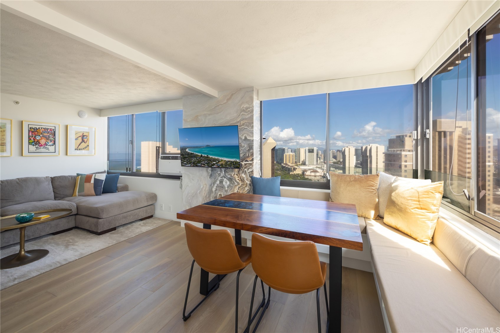 343 Hobron Lane 3901 — photo