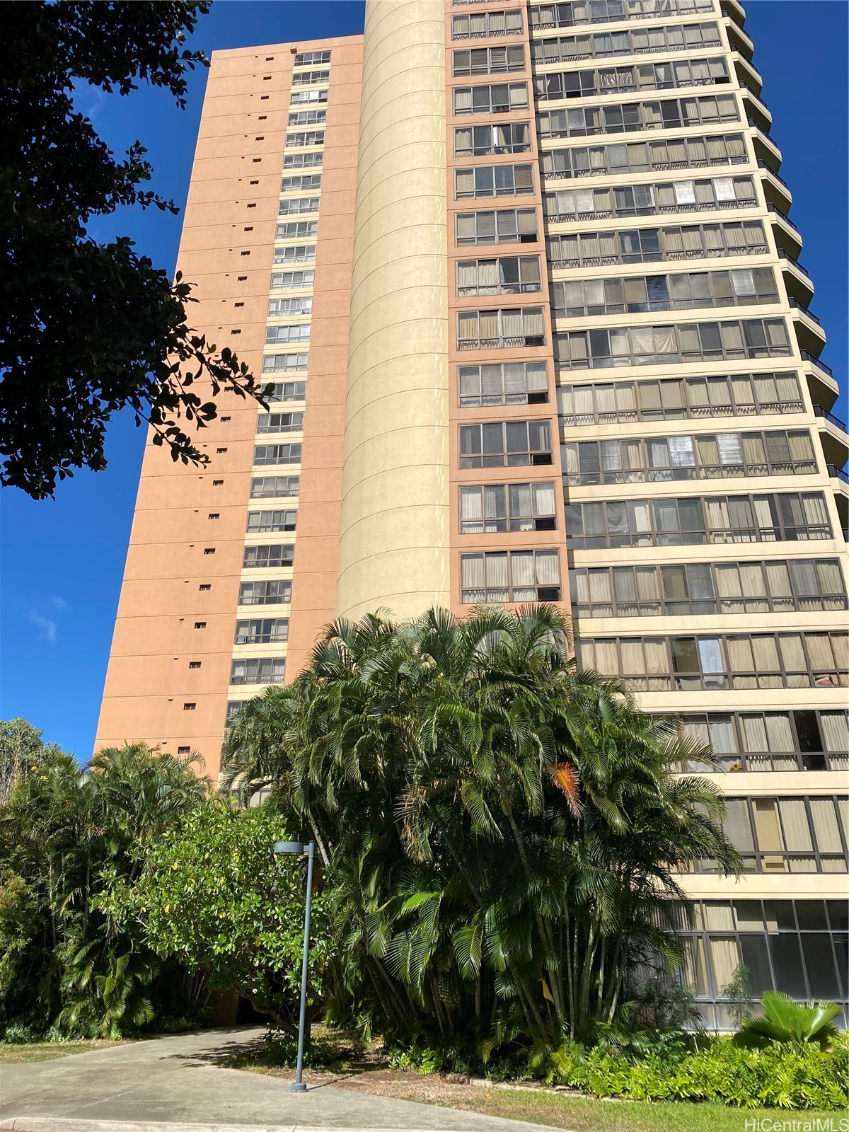 5333 Likini Street Ph2804 — photo