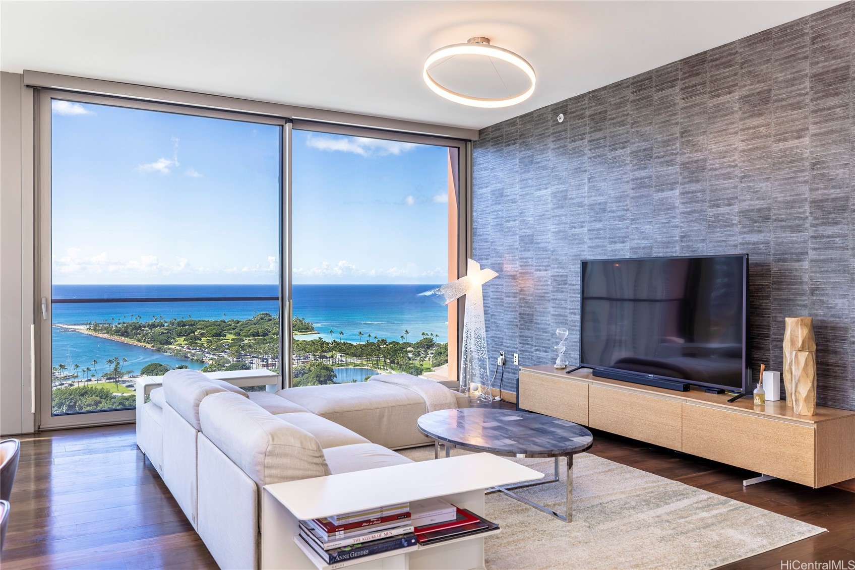 1555 Kapiolani Boulevard Ph2206 — photo