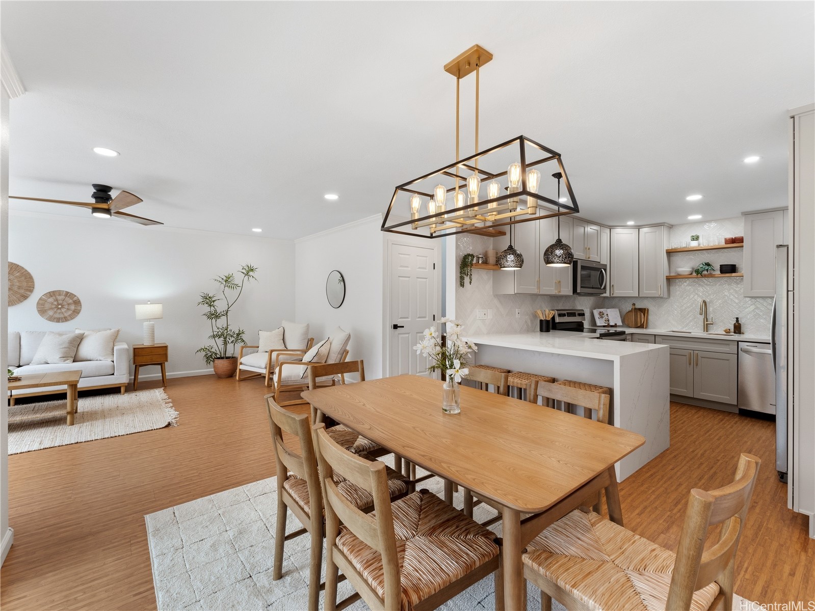 47-028 Hui Iwa Place 45E — photo