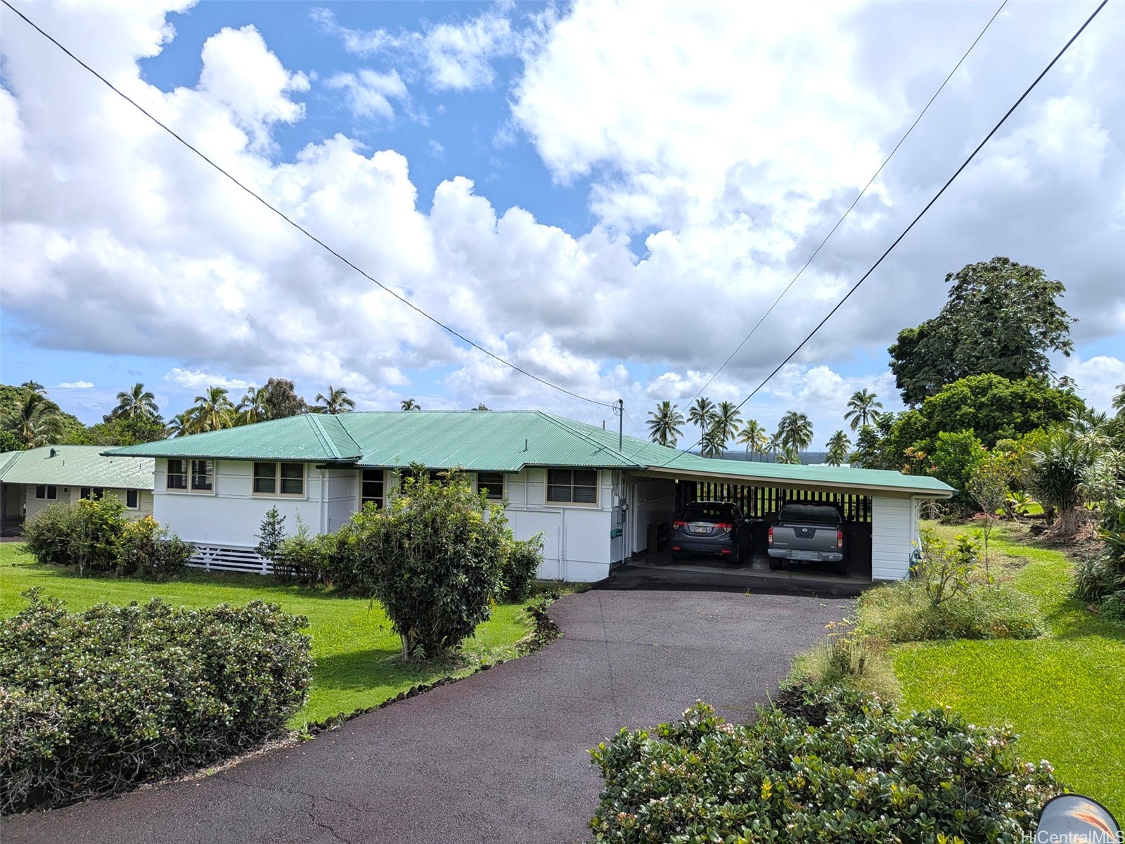 445 Iwalani Street — photo