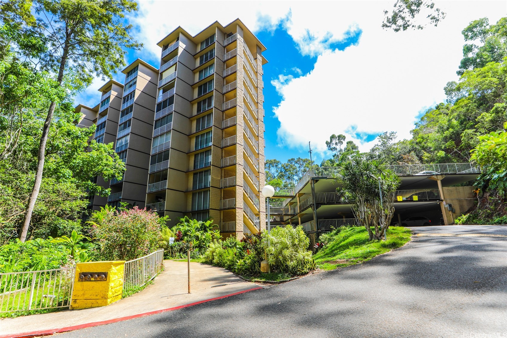 95-227 Waikalani Drive a708 — photo