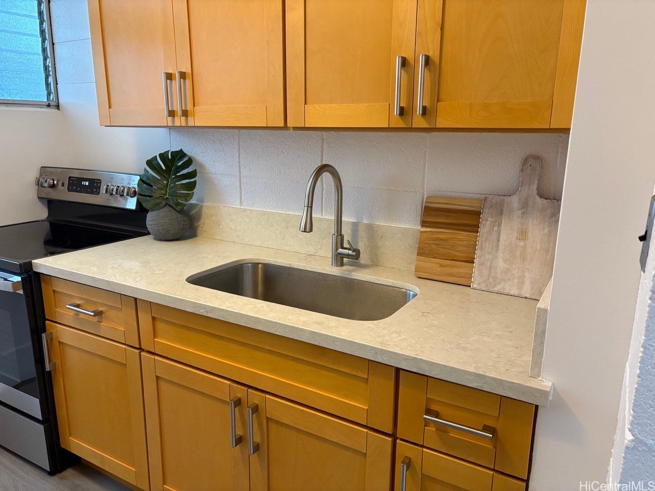 1129 Kokea Street H203 — photo