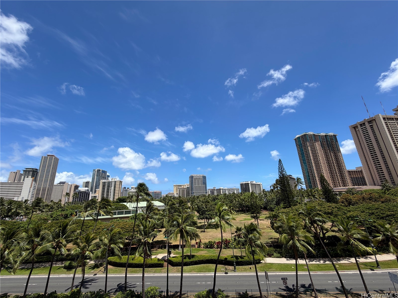 1920 Ala Moana Boulevard 1414 — photo