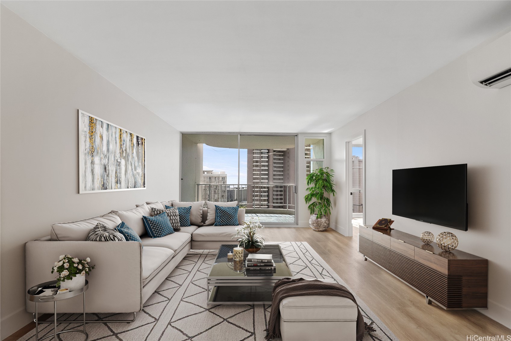 469 Ena Road 2304 — photo