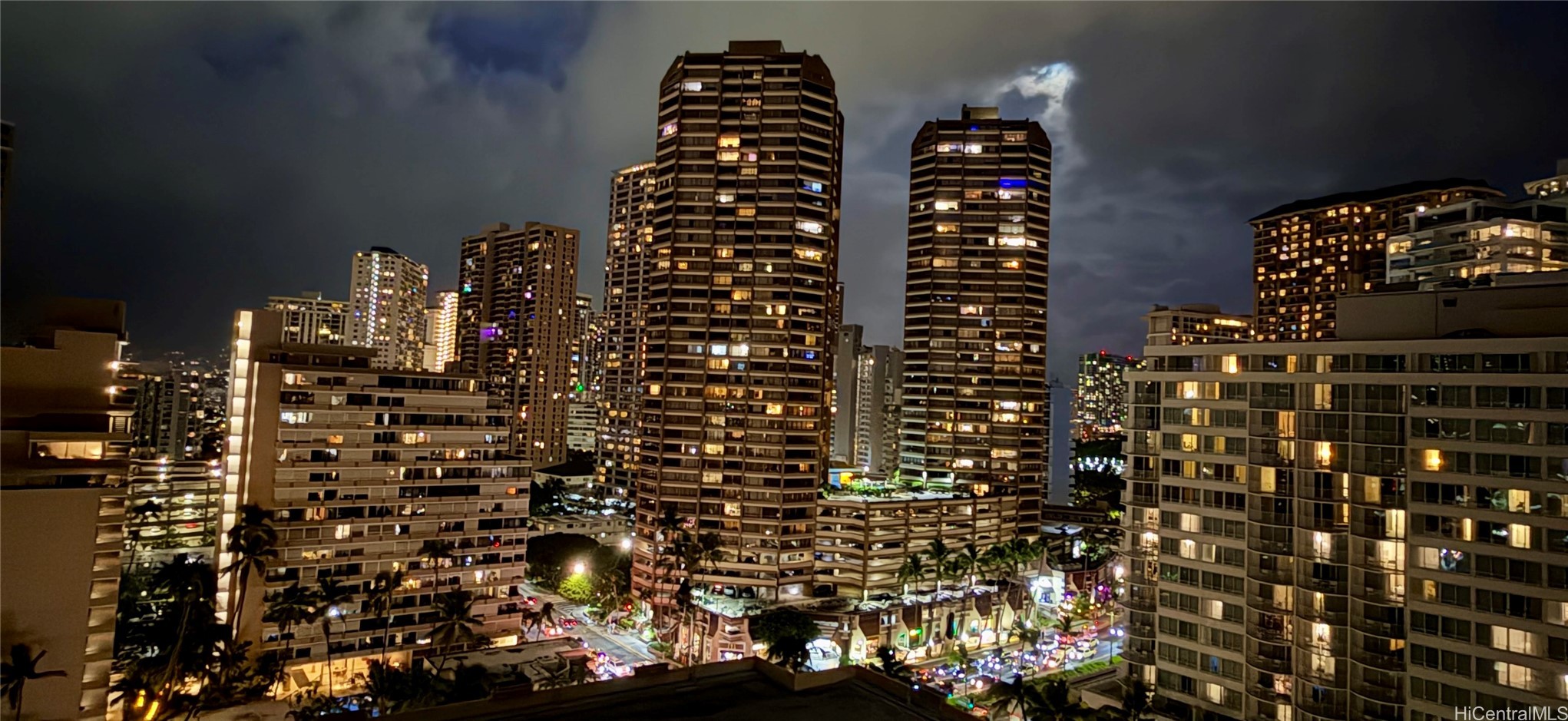 1765 Ala Moana Boulevard 1699 — photo