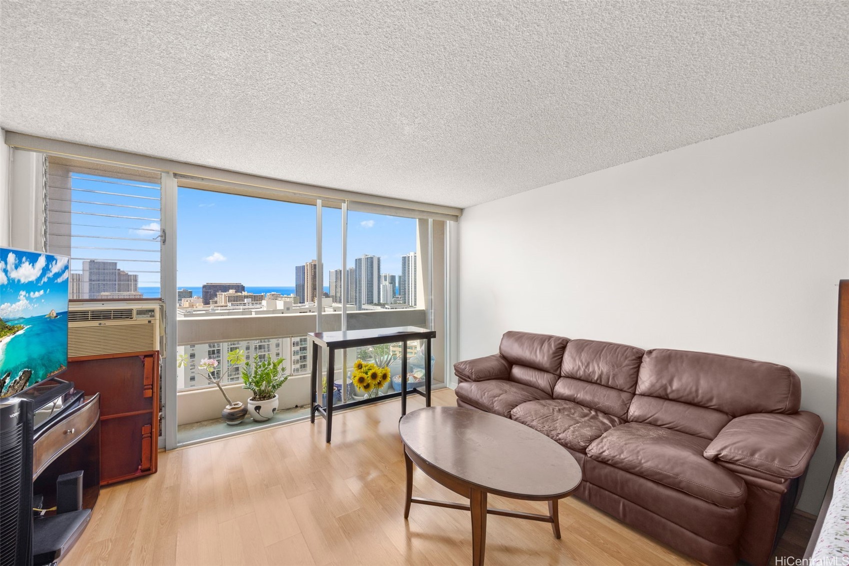 1212 Punahou Street 2607 — photo