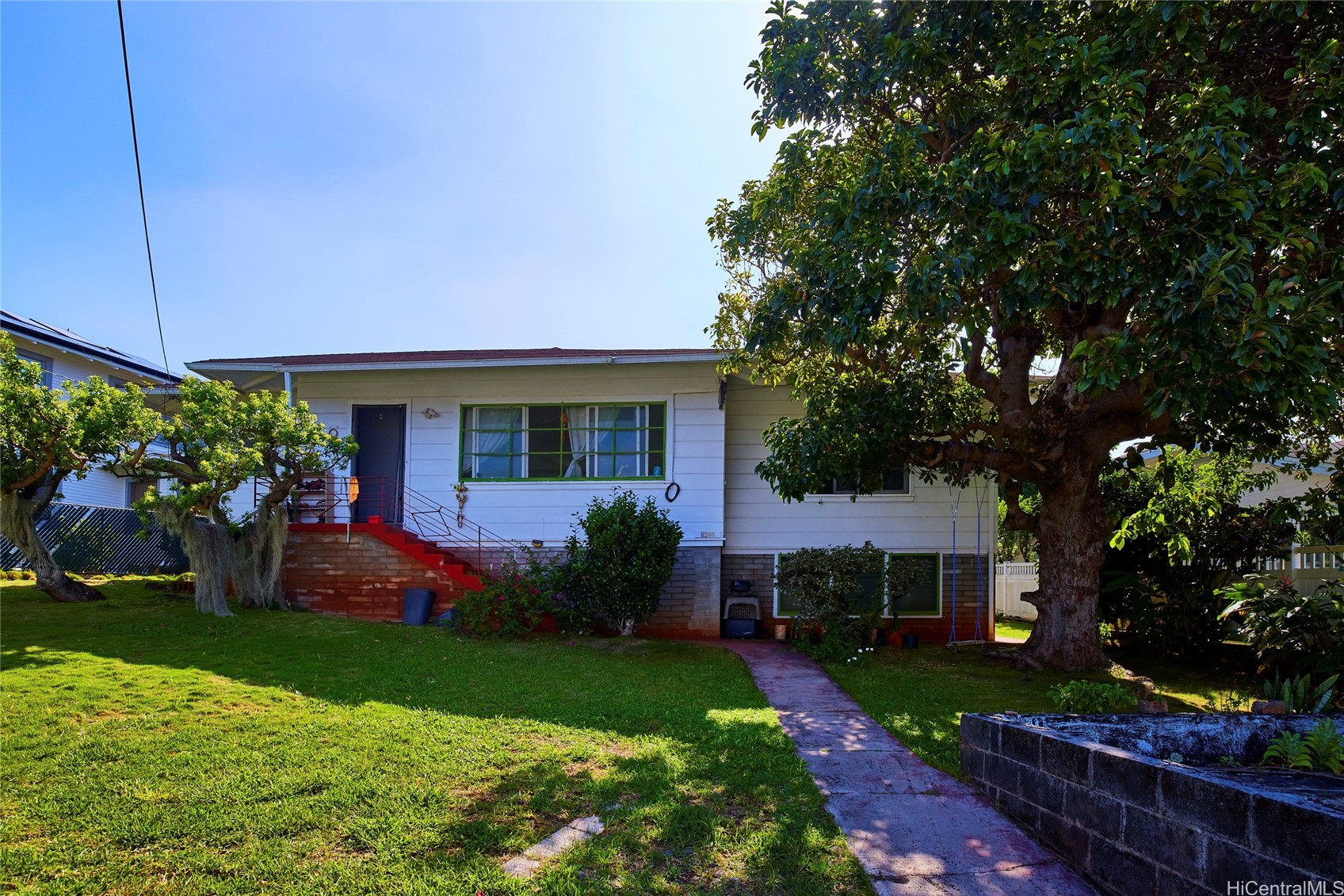 1556 Alewa Drive — photo
