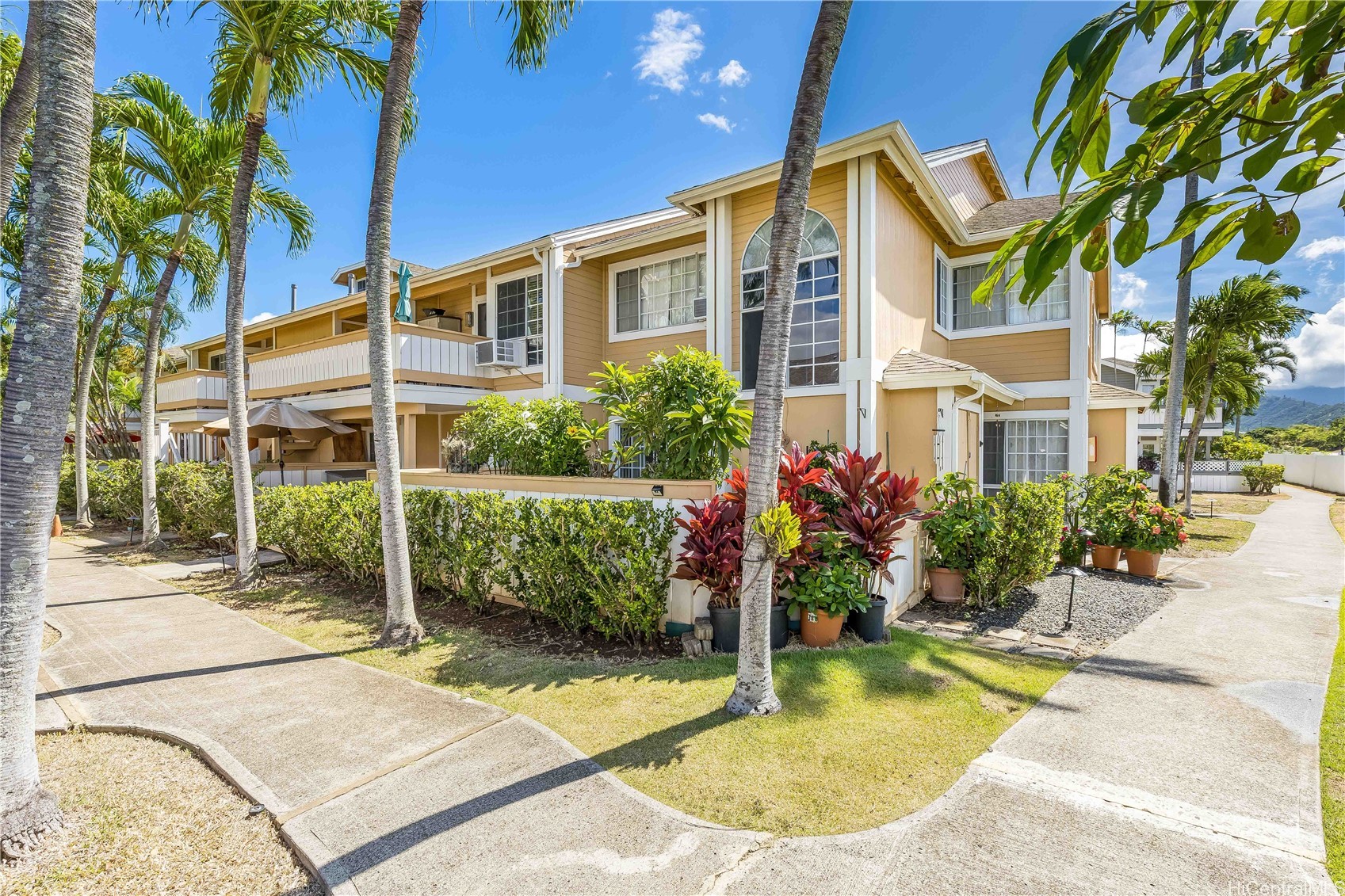 468 Mananai Place 11G — photo