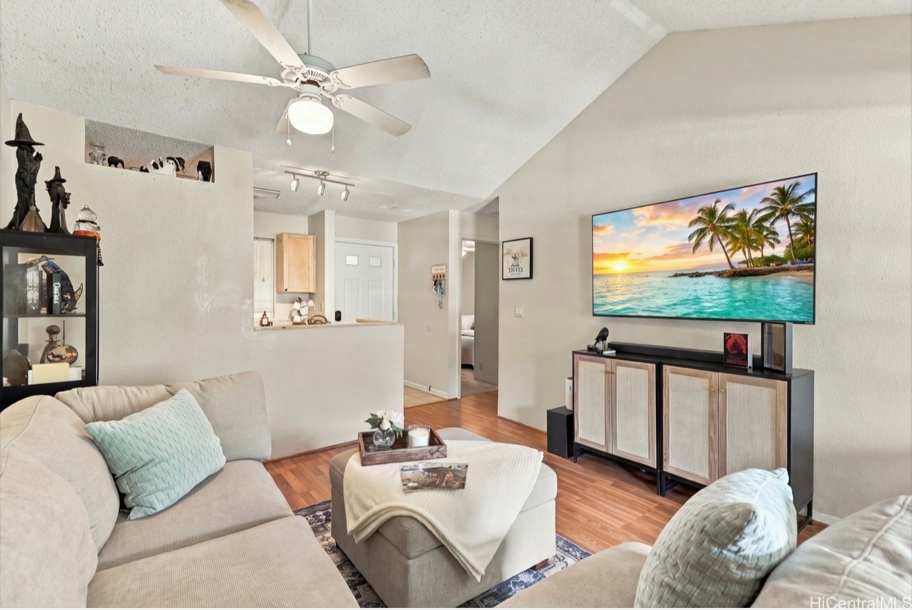 95-510 Wikao Street E303 — photo