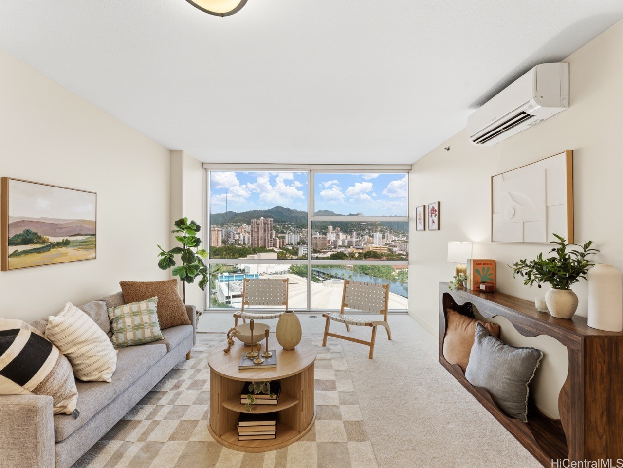 909 Kapiolani Boulevard Unit 2105 — photo