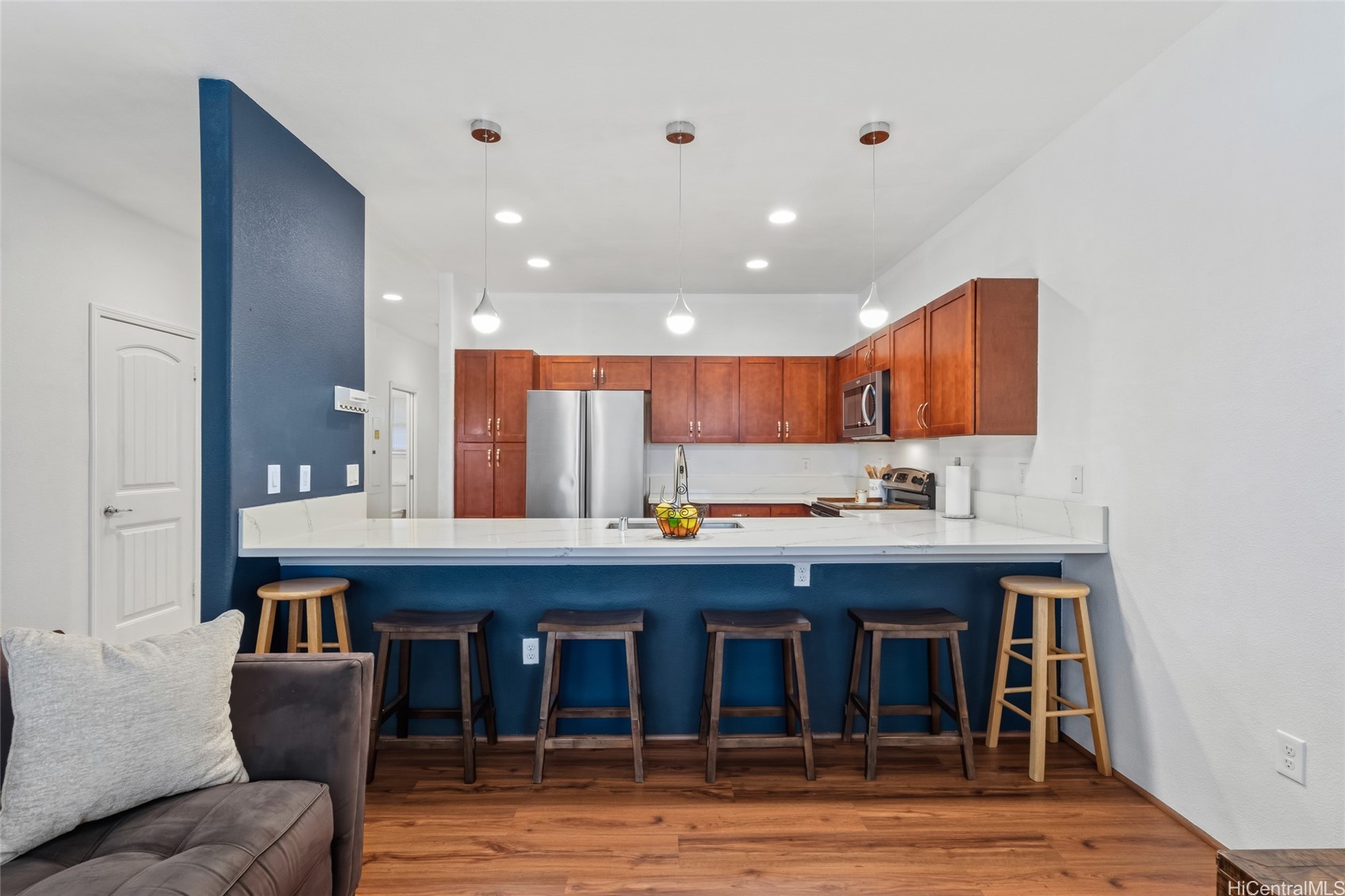 1166 Kukulu Street 704 — photo
